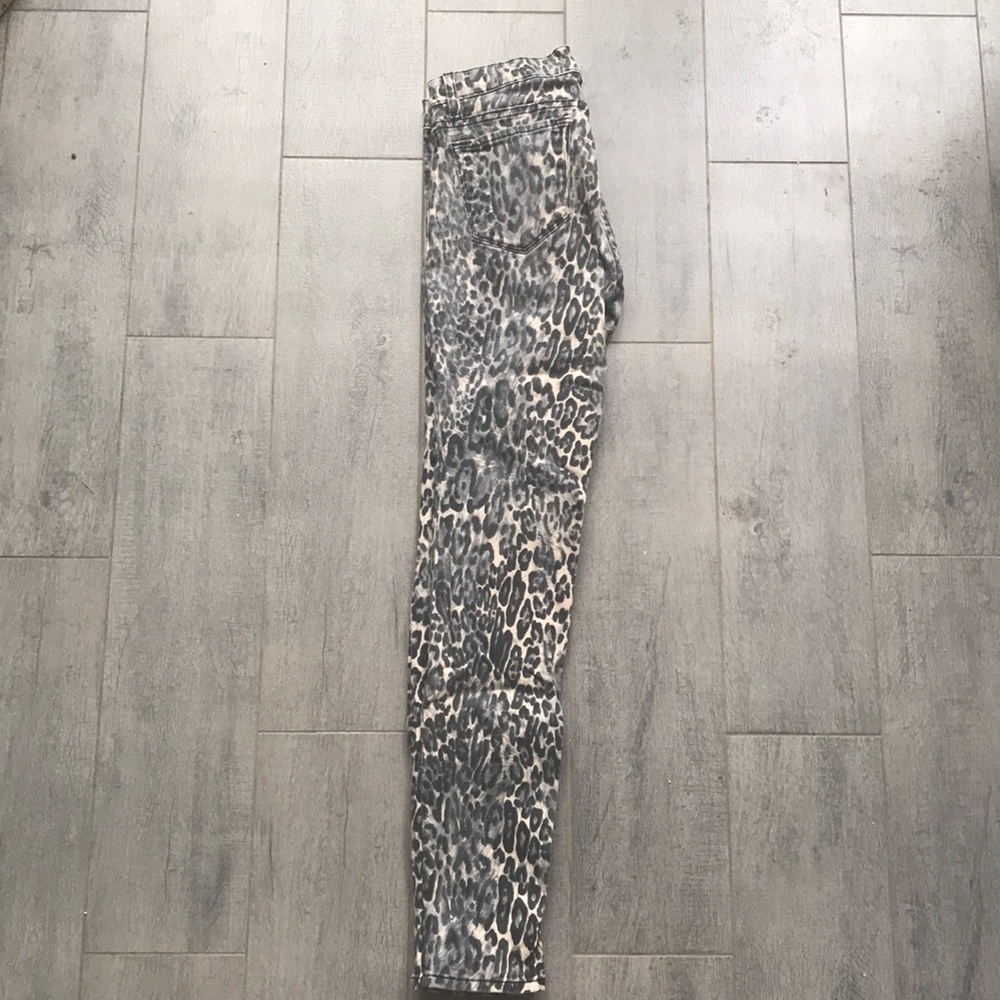 Snow Leopard J Brand Jeans - Picture 3 of 6